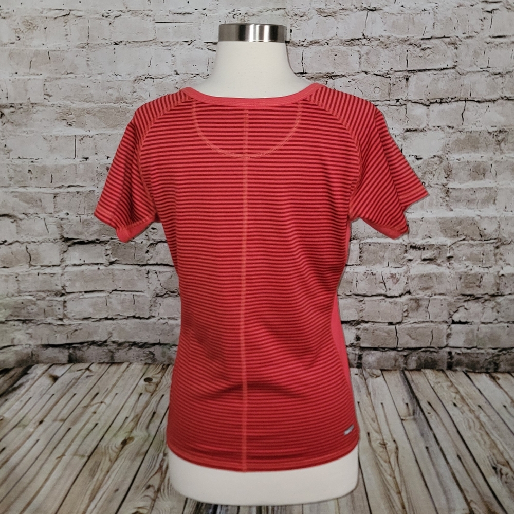 The North Face Tshirt Size M Stripe - Picture 3 of 9